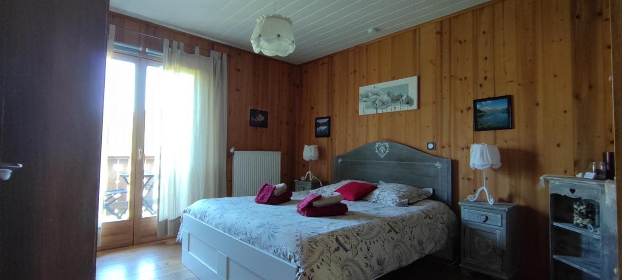 Maison D'Hotes Le Shorten Heches Exterior photo